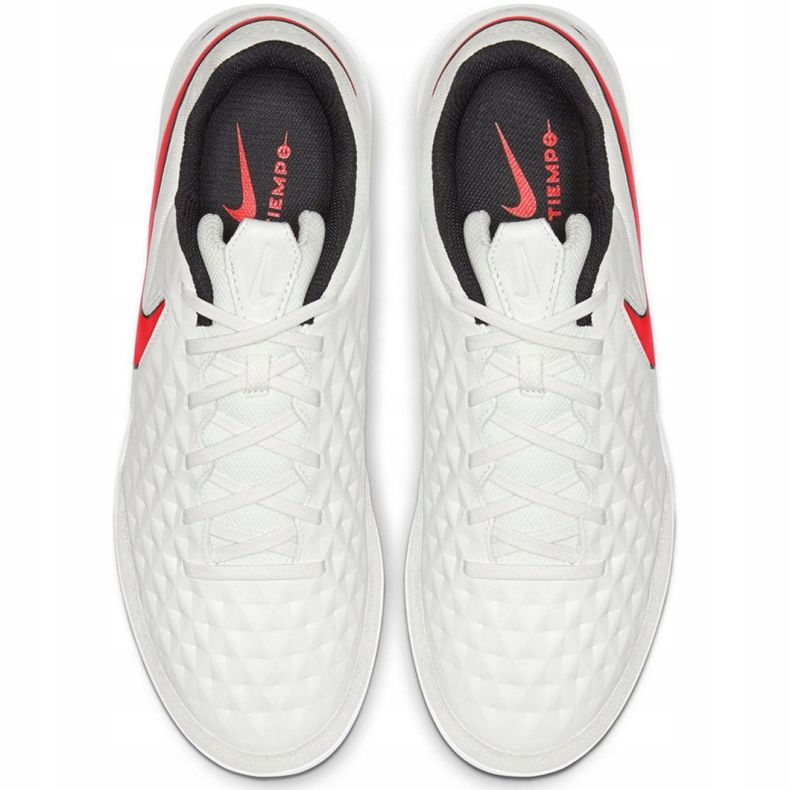 Nike Tiempo Legend 8 Academy Ic AT6099 061 futballcipő sokszínű fehér 1