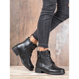 J. Star Klasszikus csapdák Eco bőrből fekete 2