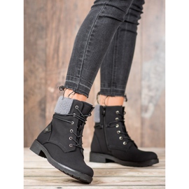 Kayla Trapperek Báránybőrrel fekete 1