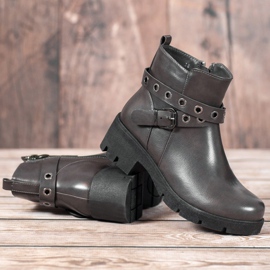 SHELOVET Szürke munkások 1