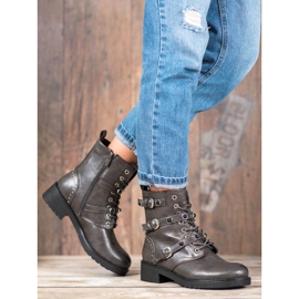 Cm Paris Szürke munkások gyöngyökkel 2