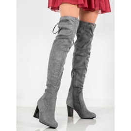 Vesuvio Szürke csizma a poszton 2 Vesuvio Szürke csizma a poszton 2