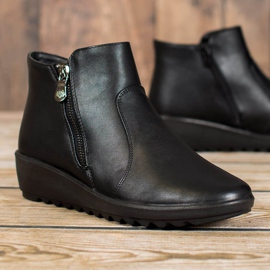 J. Star Fekete csizma a platformon 1