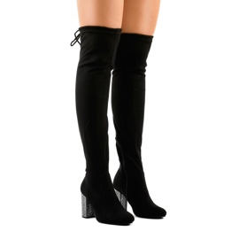 Fekete velúr csizma a 0-235 poszton 1