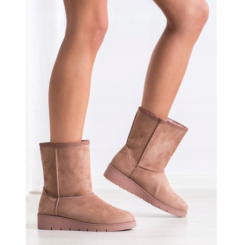 Kylie Magas Mukluki bézs 2