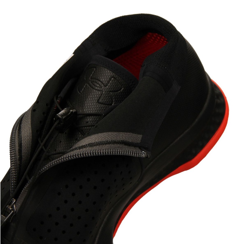 Under Armour Építész Futurist M 3020546-002 fekete 1