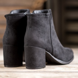 Clowse Klasszikus fekete csizma 1