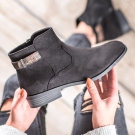 SHELOVET Csizma dekoratív övvel fekete 1