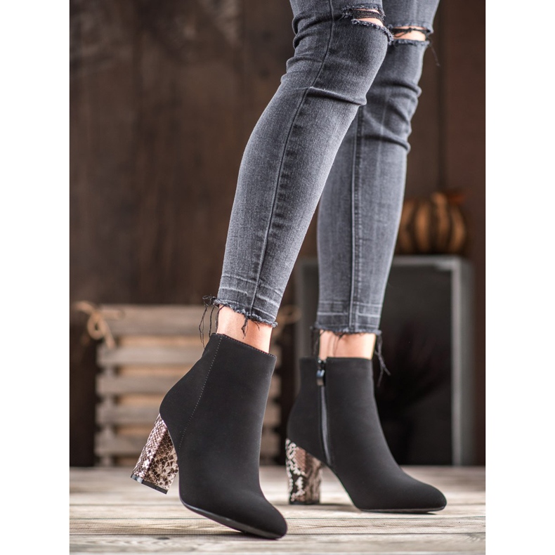 Weide Kígyó nyomtatott velúr csizma fekete 1