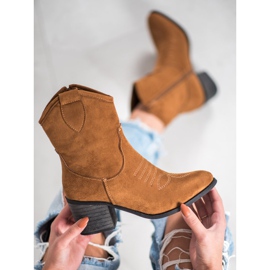 Super Mode Barna tehénlányok 1