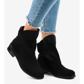 Fekete lapos szigetelésű csizma 6672-6 2 Fekete lapos szigetelésű csizma 6672-6 2