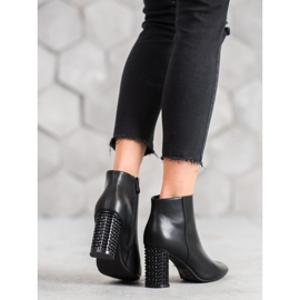 SHELOVET Csizma dekoratív sarokkal fekete 1