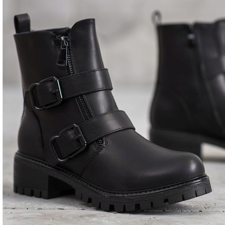 SHELOVET Fekete munkások csattal 2