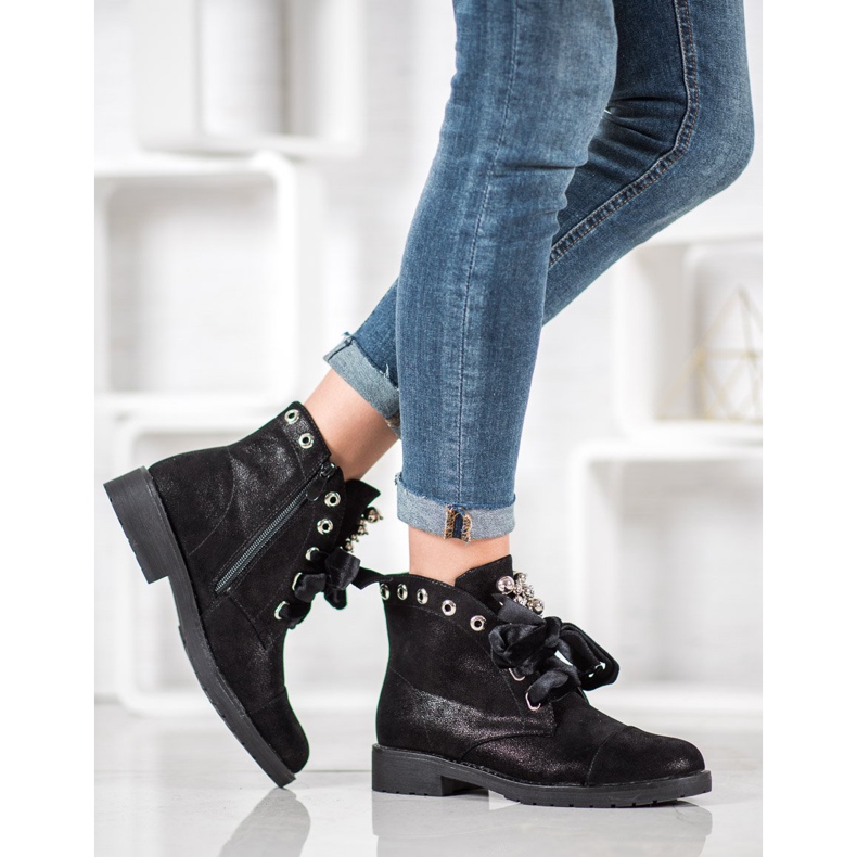 Bella Paris Csizma dekoratív íjjal fekete 2