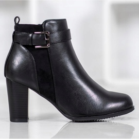 J. Star Meleg csizma csattal fekete 2 J. Star Meleg csizma csattal fekete 2