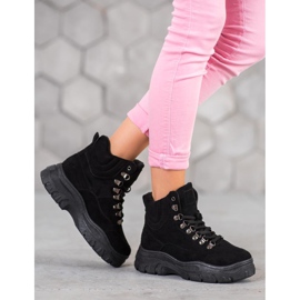 Yes Mile Kényelmes csapdázók a platformon fekete 2 Yes Mile Kényelmes csapdázók a platformon fekete 2