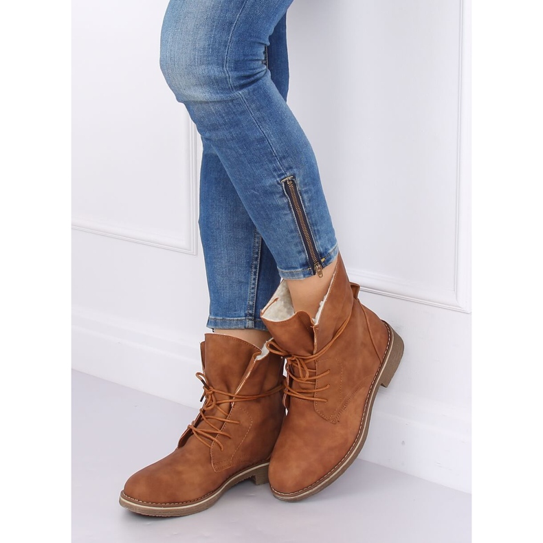 Teve 758-PA Tevecsizma báránybőrön barna 1 Teve 758-PA Tevecsizma báránybőrön barna 1