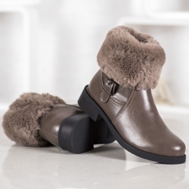 SHELOVET Munkások szőrmével barna 1