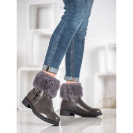 SHELOVET Munkások szőrmével szürke 2