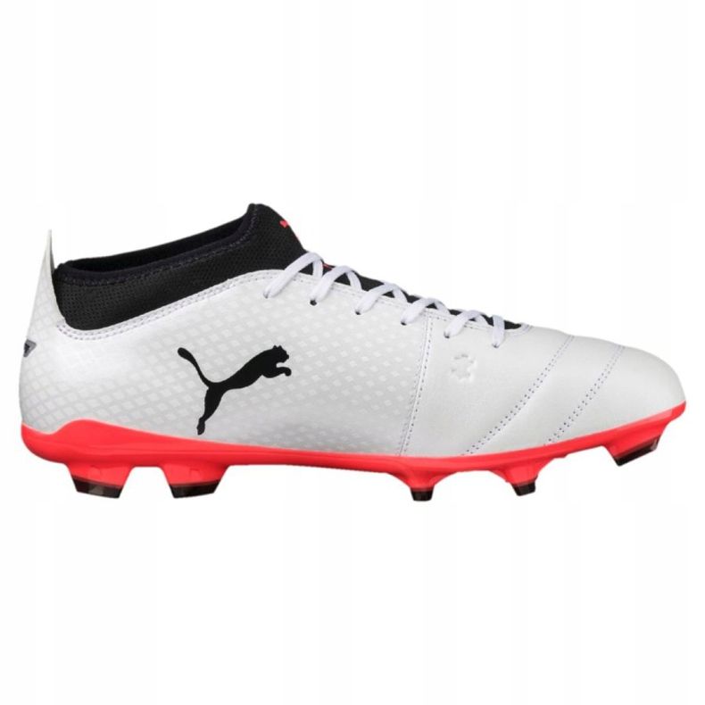 Futballcipő Puma One 17.3 Fg M 104074 01 fekete fehér 2