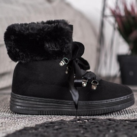 Queen Vivi Fűzős csizmák szőrmével fekete 2