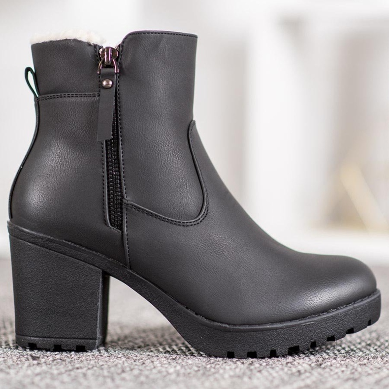 J. Star Alkalmi csizma fekete 2