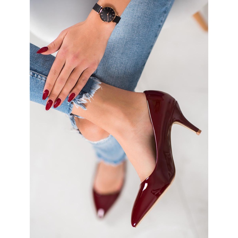 Small Swan Kényelmes lakkozott szivattyúk piros 1