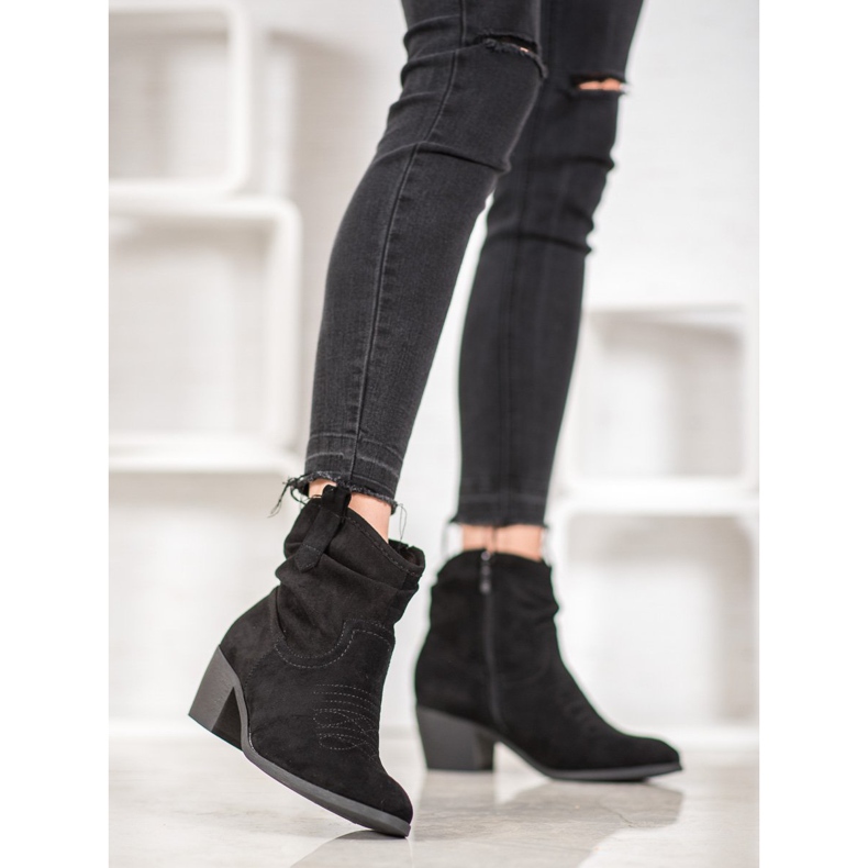 Super Mode Kényelmes cowboycsizma egy poszton fekete 1