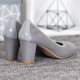 Sergio Leone Kényelmes szürke szivattyúk 1