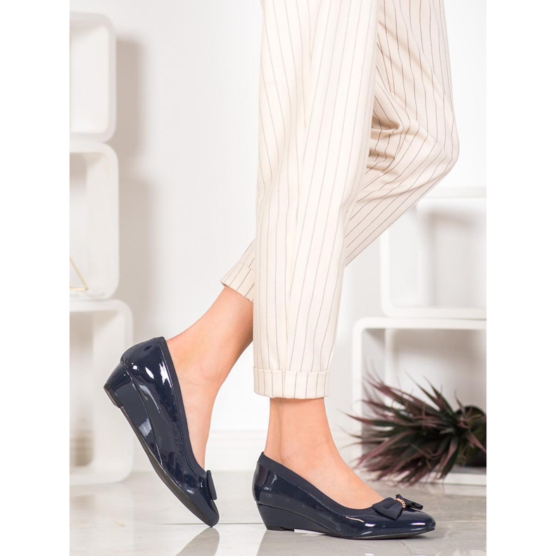 Sergio Leone Elegáns balerina az égen kék 1