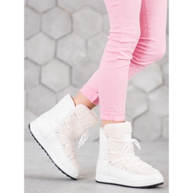 Small Swan Téli csizma báránybőrrel fehér 1 Small Swan Téli csizma báránybőrrel fehér 1