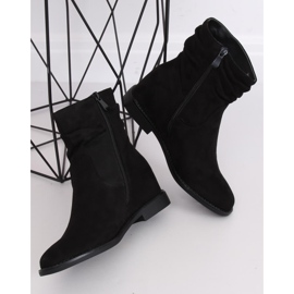 Fekete csizma rejtett ék sarkán 2C8AX7680-1 Fekete 1 Fekete csizma rejtett ék sarkán 2C8AX7680-1 Fekete 1