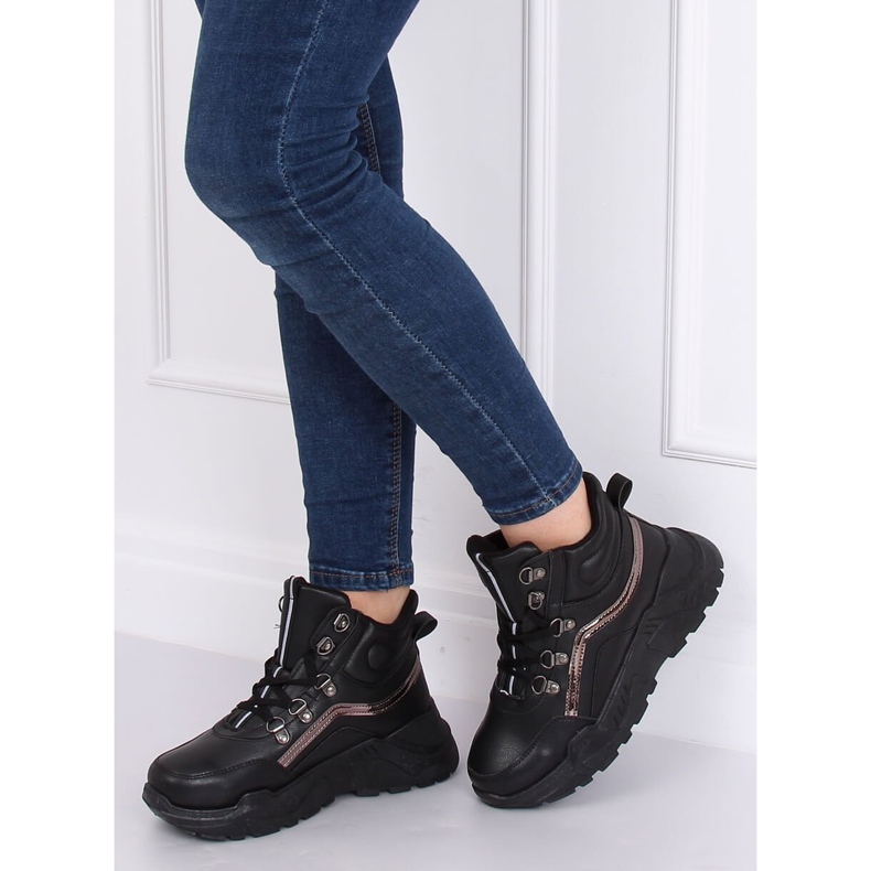 Fekete, magas boka sportcipő B0012-SP Fekete 1