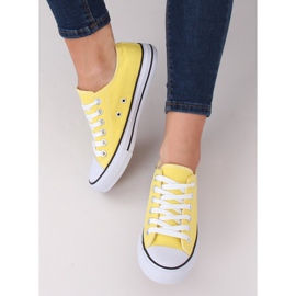 Klasszikus sárga női cipők 7050Y Yellow 1