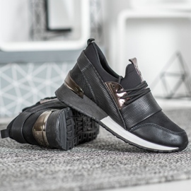 Muto Sportcipő a platformon fekete 2