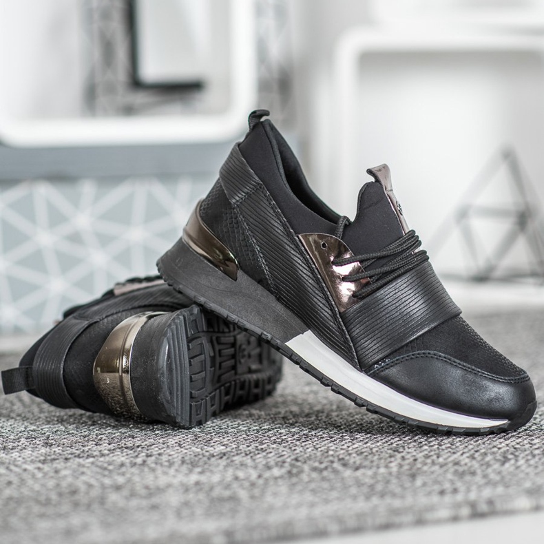 Muto Sportcipő a platformon fekete 2