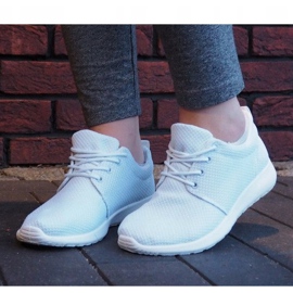 Sportcipők D016 Fehér 1