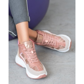 Ideal Shoes Magas csizma a platformon rózsaszín sokszínű 2 Ideal Shoes Magas csizma a platformon rózsaszín sokszínű 2