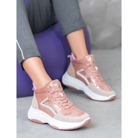 Ideal Shoes Magas csizma a platformon rózsaszín sokszínű 1 Ideal Shoes Magas csizma a platformon rózsaszín sokszínű 1