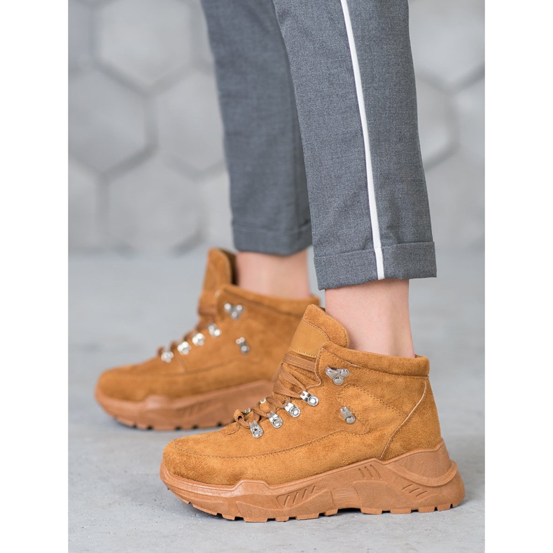 Queentina Velúr cipők barna 1