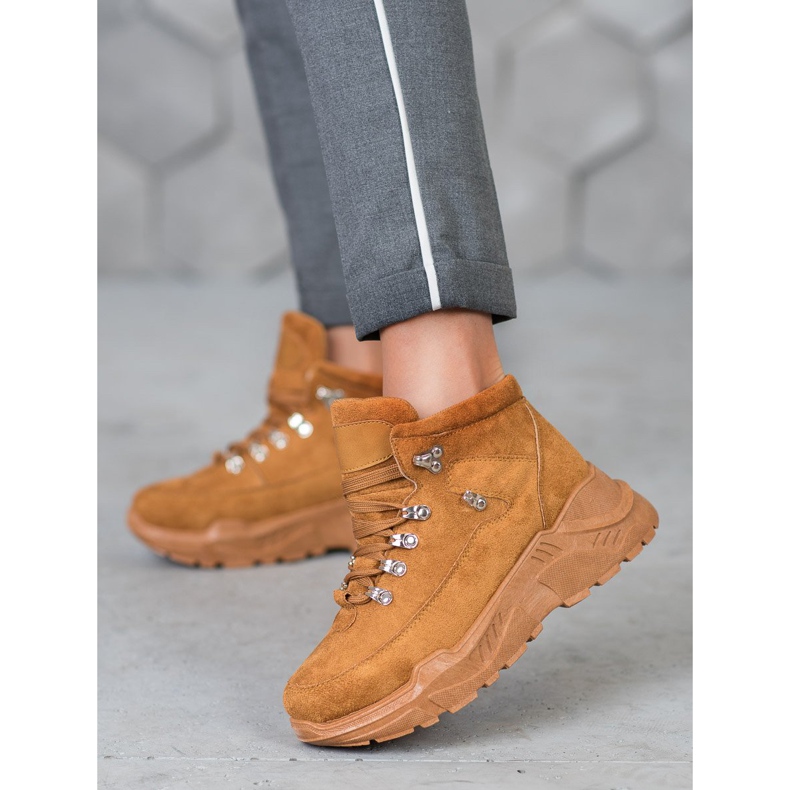 Queentina Velúr cipők barna 2