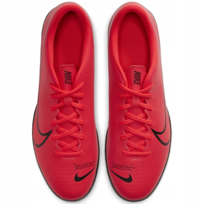 Nike Mercurial Vapor 13 Club Tf M AT7999-606 futballcipő piros piros 1