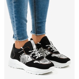 Fekete YL-8 kígyó stílusú cipők 1