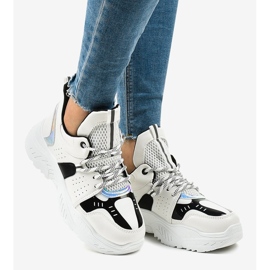 Fehér sportcipők K-505 1