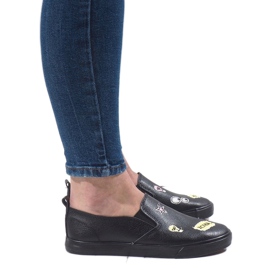 Fekete cipők G82-3 nyomatokkal 1