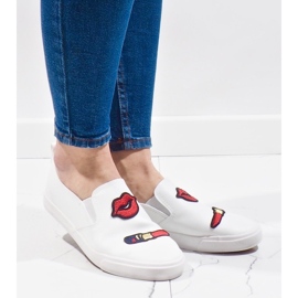 Fehér cipők nyomatokkal G1202A-2 1