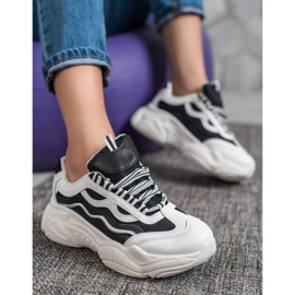 SHELOVET Cipők a platformon fehér fekete 2