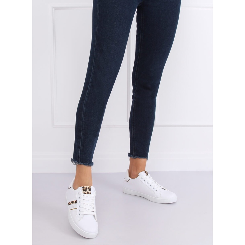 Fehér női cipők K-388 WHITE / LEOPARD 2 Fehér női cipők K-388 WHITE / LEOPARD 2