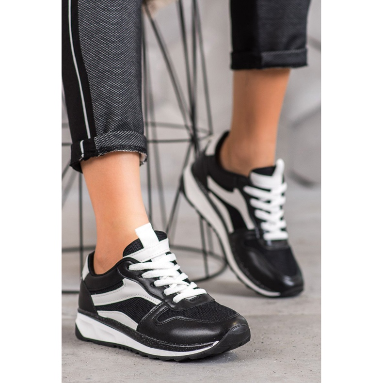 SHELOVET Fűzött fekete cipő fehér 2