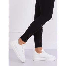 Fehér női tornacipő LV82P Fehér 2 Fehér női tornacipő LV82P Fehér 2